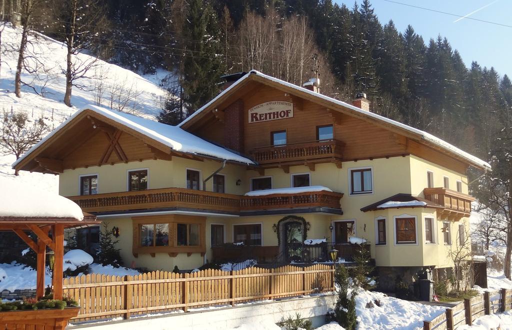 Pension Appartements Reithof Sankt Johann im Pongau Exterior photo
